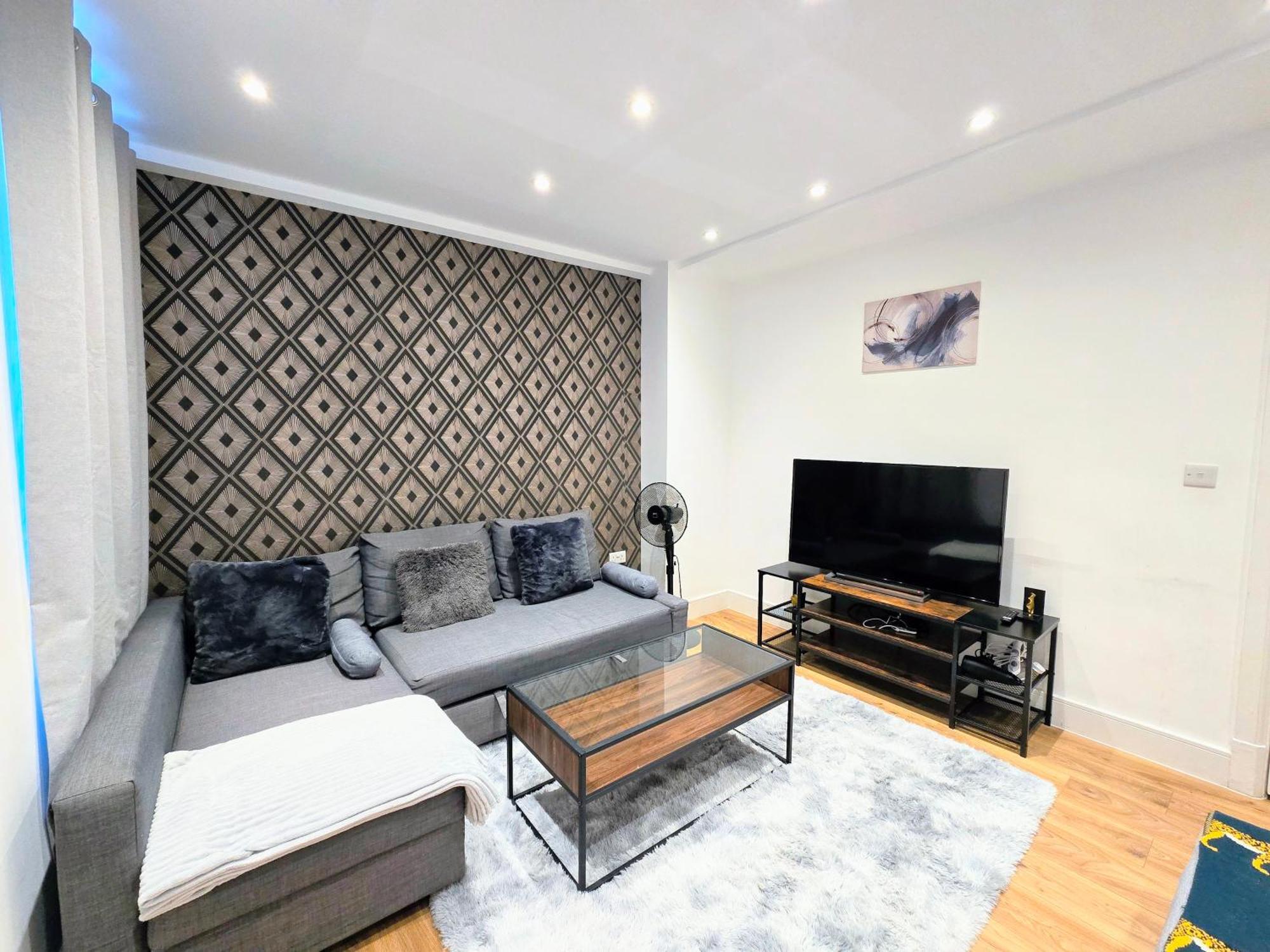 Cozy Step Away Hyde Park And Oxford Street Appartamento