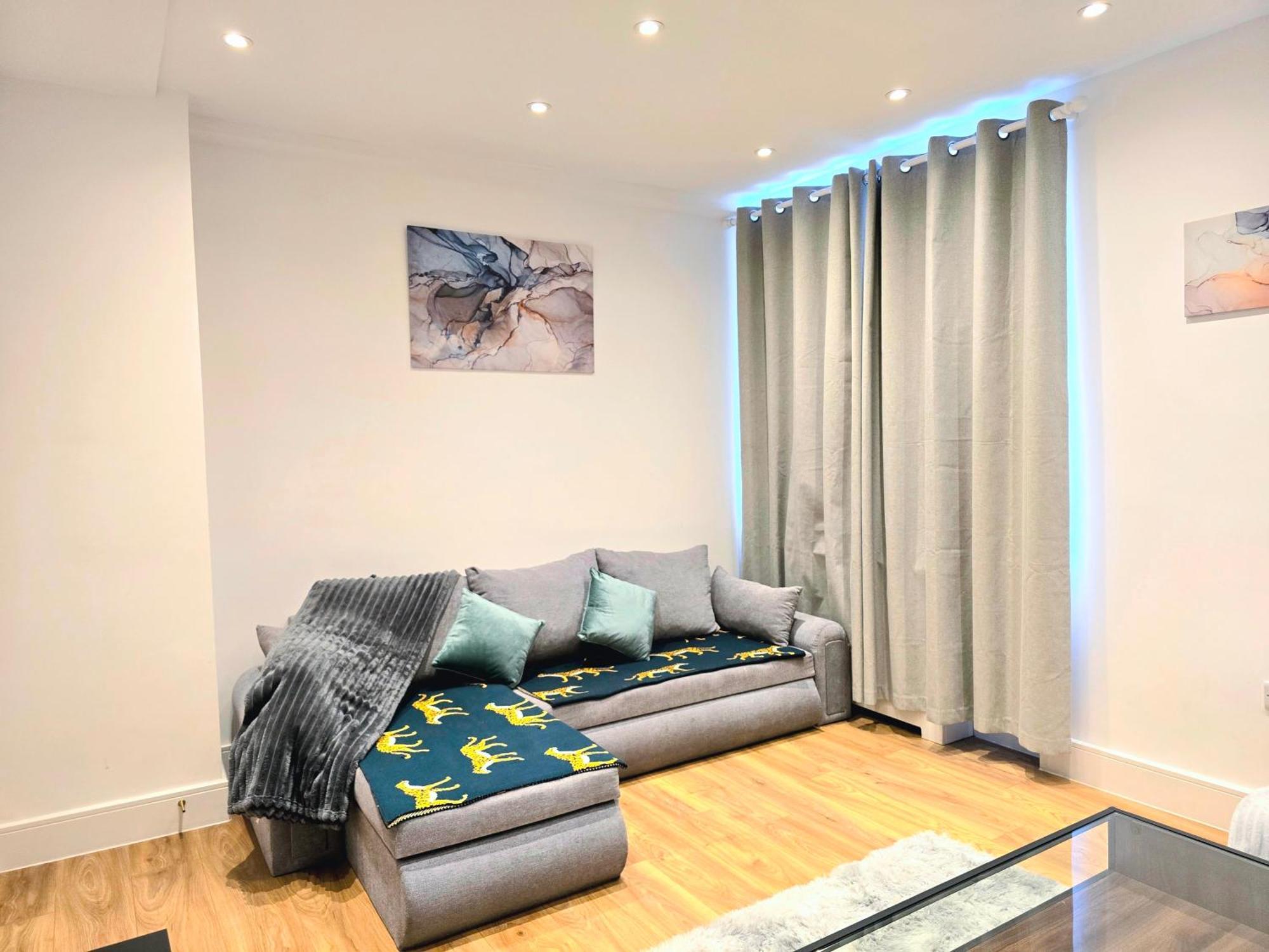 Cozy Step Away Hyde Park And Oxford Street Appartamento